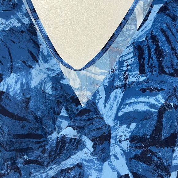 LL Bean Womens Shaping Swimwear Tanksuit Size 22W Blue Ruched Printed UPF 50+ - Picture 3 of 8